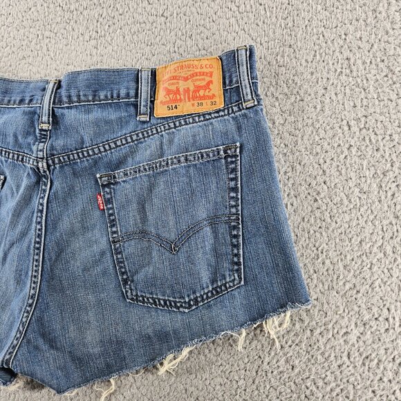 Levis 514 Denim Shorts Womens 38 Blue Distressed Cut Off Raw Hem Classic Jean - Picture 16 of 16
